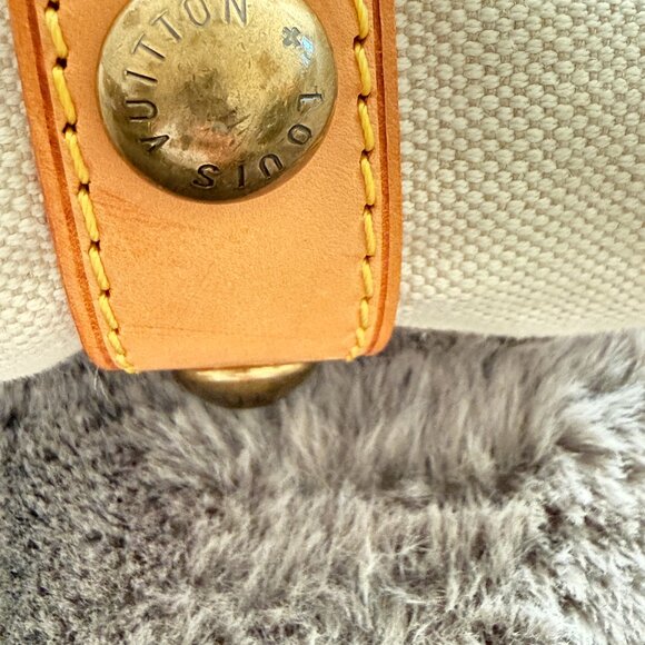 $2695 Authentic LOUIS VUITTON Paris Made in FRANCE VI0095 White Canvas Tote Bag - Picture 14 of 16